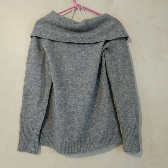 Theory Off Shoulder Gray Melange Sabine Sweater - Picture 2 of 6